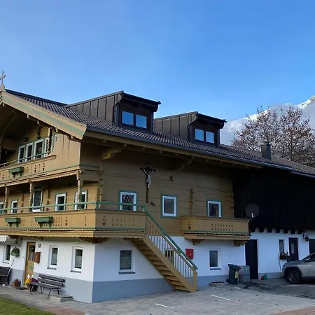 Apartment Haus Gaberhel *